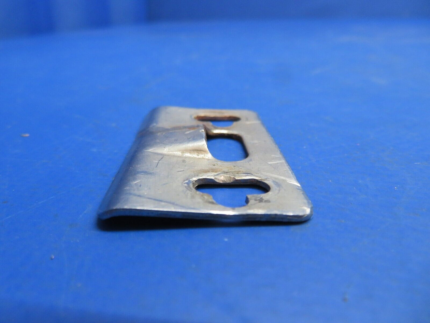 Piper PA-34-200T Pin AFT Cargo Door Latch & Strike Plate P/N 63293-02 (0323-557)