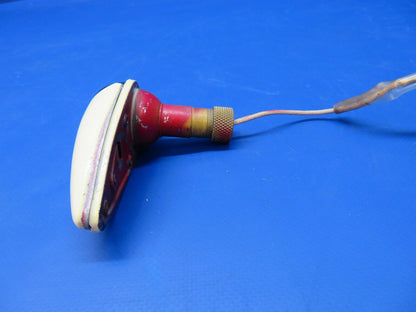 Beech C35 Bonanza RH Grimes Wing Position Light P/N 35-361702-4 (1122-133)