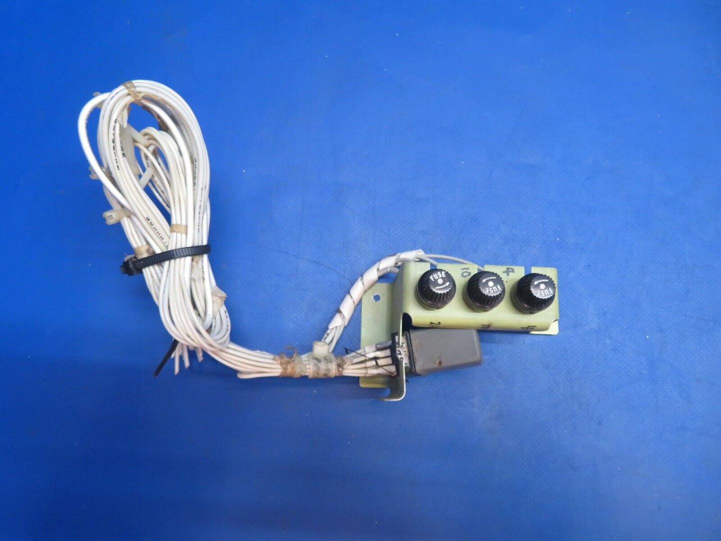Piper Aerostar 602P Fuse Panel Ground Clearance P/N 650131-523 (0123-958)