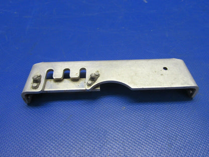 Piper PA-28R-180 Arrow Engine Controls Bracket 67224-00, 67224-000 (0621-601)