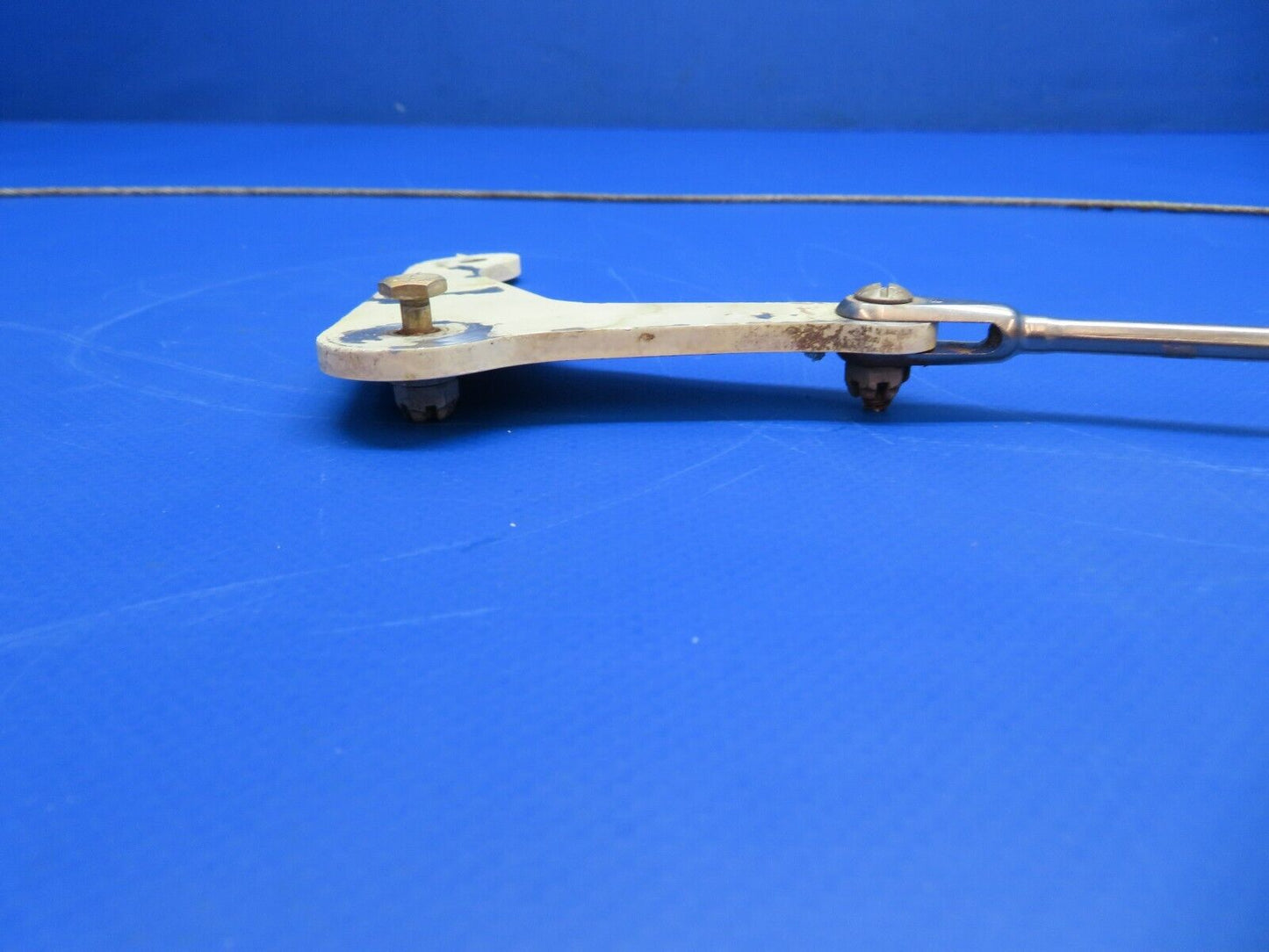 Bellanca 17-30 Viking Aileron Bellcrank Assy P/N 195503-10 (0922-660)