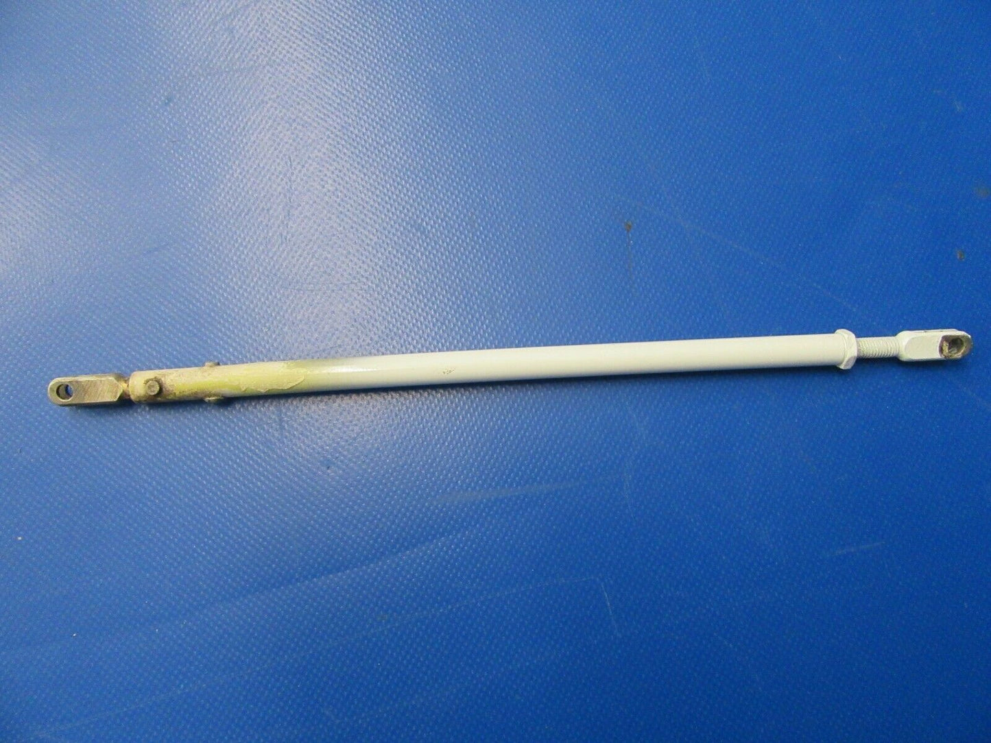 Beech Baron Bonanza Tube Elevator Trim P/N 45-526009-1 / 96-520013-1 (0516-195)