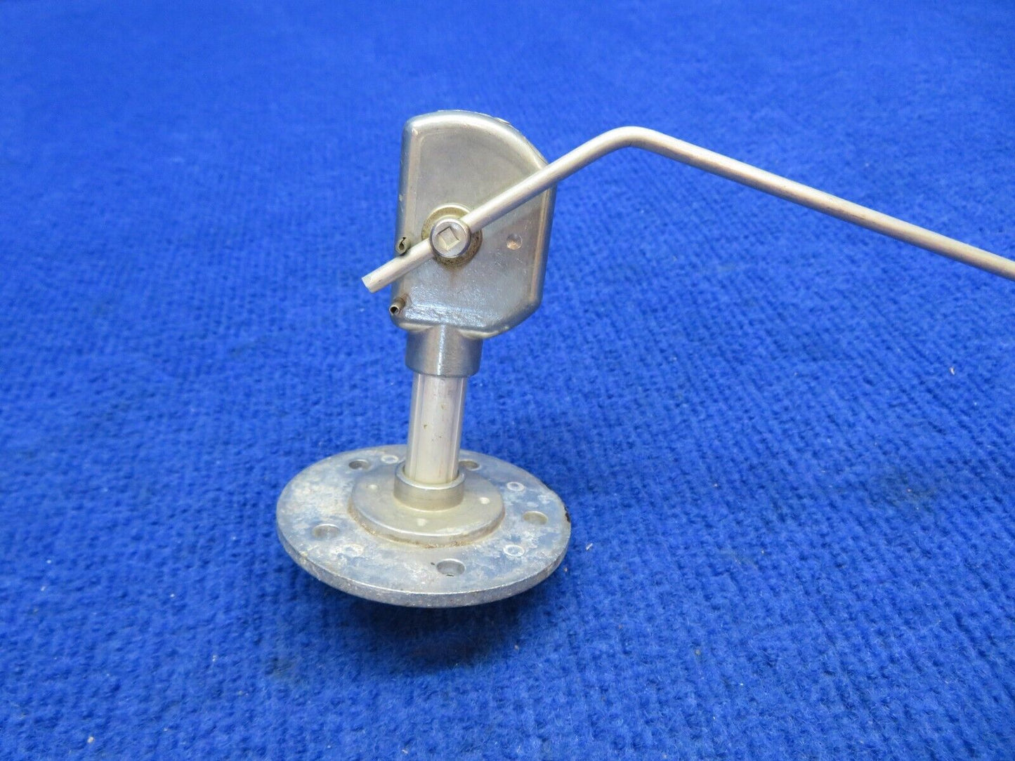 Beech Fuel Transmitter LH OTBD P/N 002-381000-1 / Tested (0822-589)