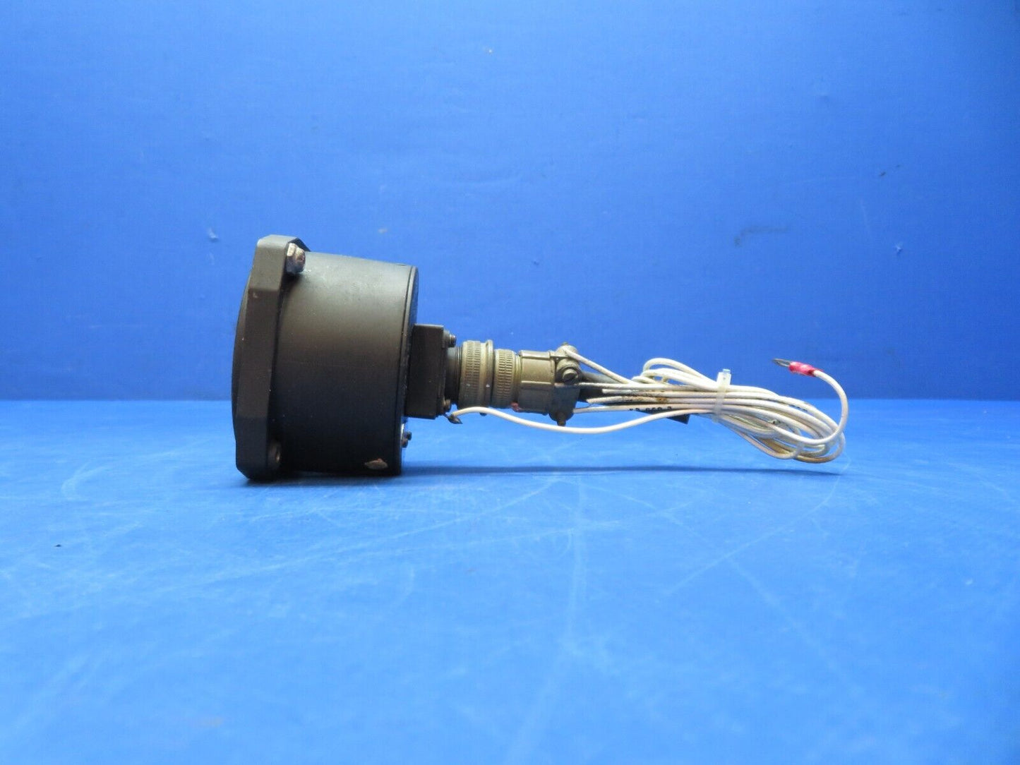 Cessna 310I Garwin Fuel Quantity Indicator P/N 22-164-012 (0823-325)