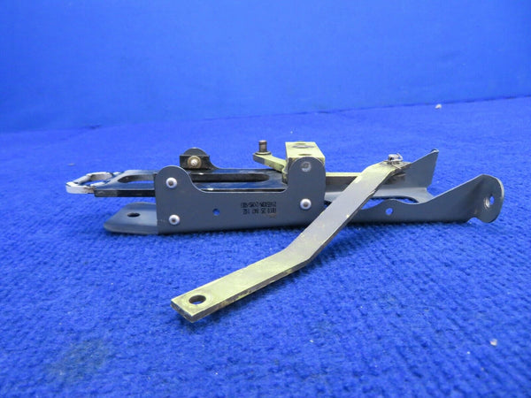 Socata TB-9 FWD RH Box Door Latch Mechanism P/N 25025005 (0522-605)