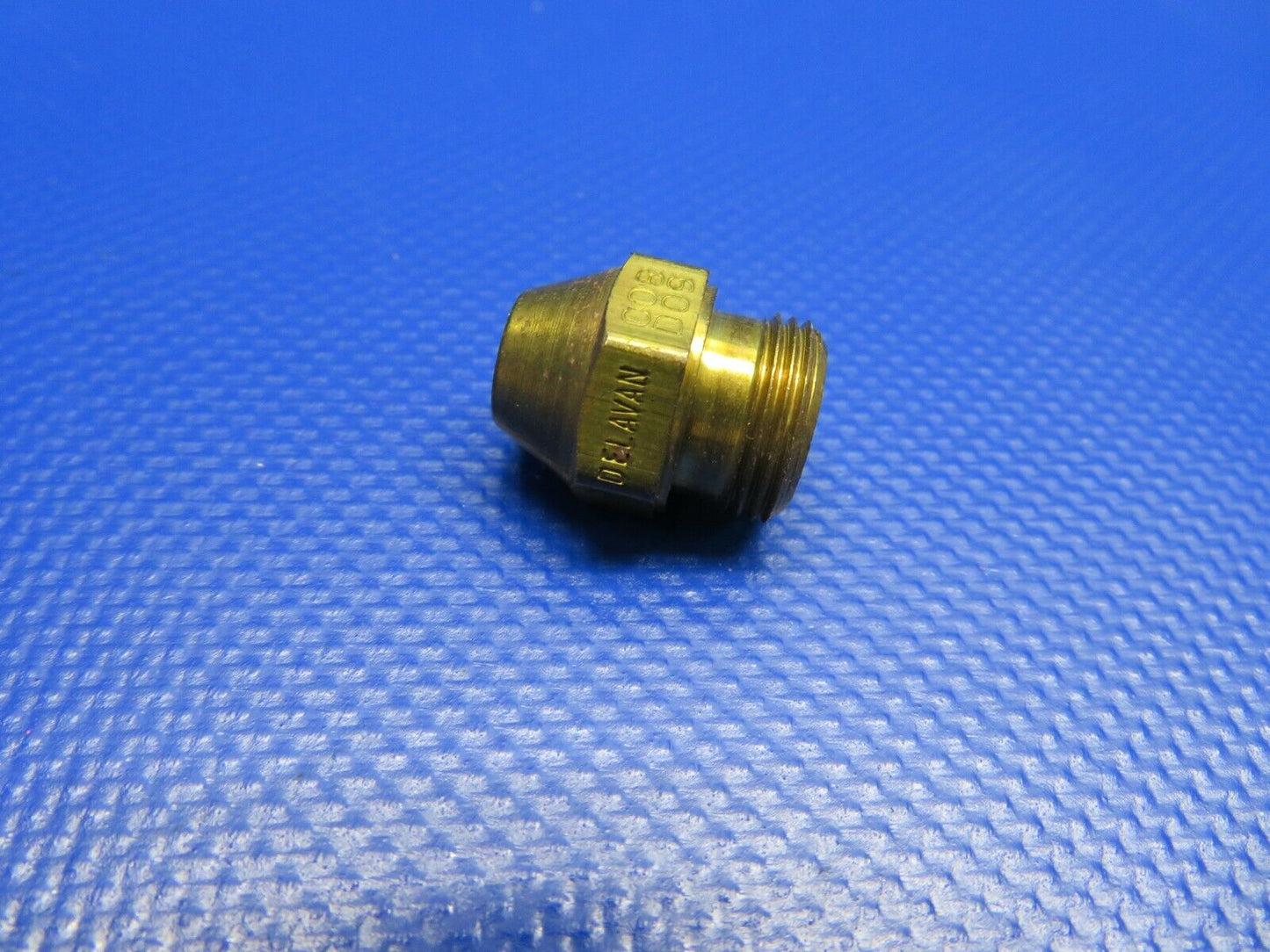 Hartzell Fuel Nozzle P/N DO8D09 NOS (1120-330)