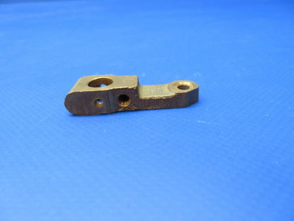 Continental Fuel Throttle Metering Shaft Lever P/N 632555-5 NOS (1022-432)