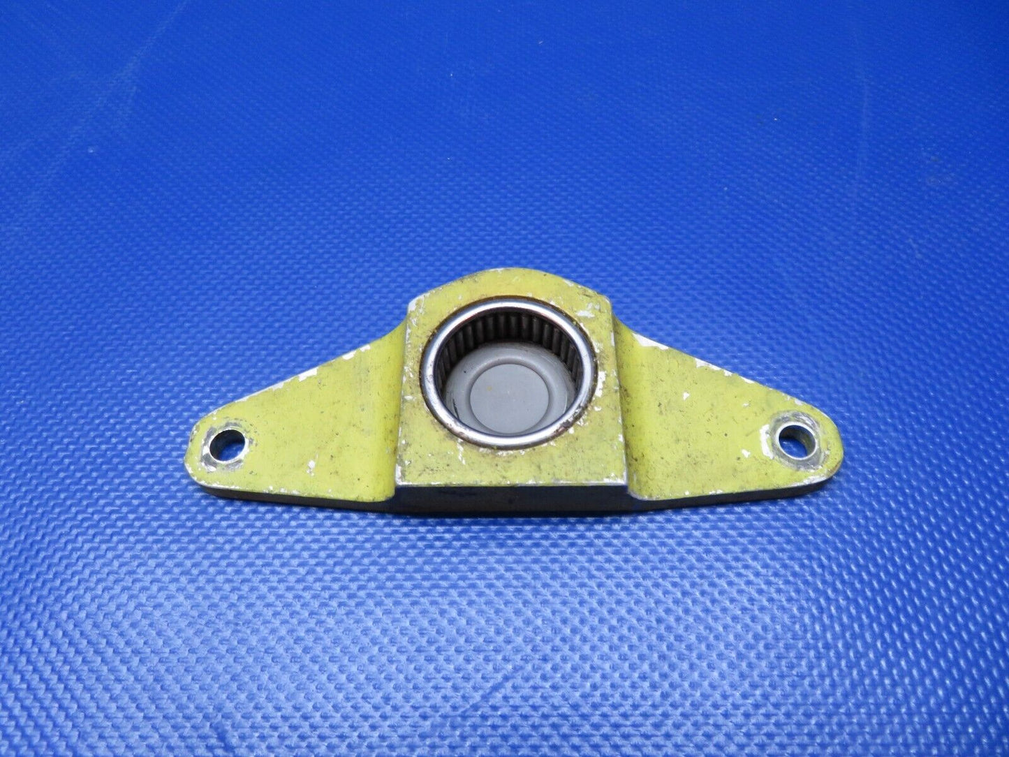 Piper PA-24-180 Bracket Assy Gear Retract Tube P/N 21041-00 (1223-243)