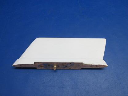 Beech 95-B55 Baron Tail Mount Blade Antenna P/N 35-5012A (0523-1124)