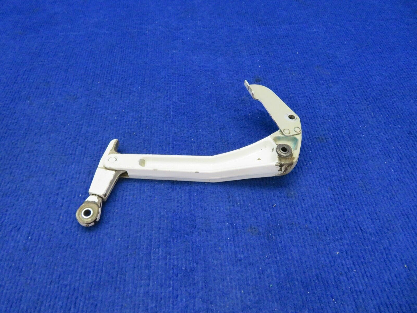 1956 Cessna 310 Main Gear Bellcrank Assy LH w/ Link P/N 0841225-1 (0522-333)