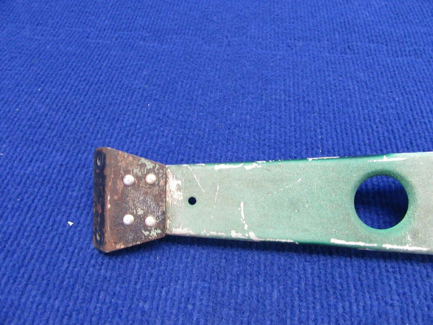 Piper PA-28R-201T Stabilator Trim Barrell & Rib 63530-000, 65245-000 (1121-585)