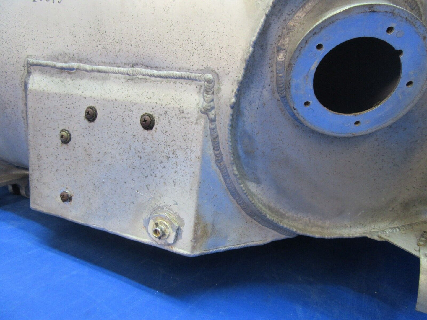Cessna 310 / 310I LH Fuel / Tip Tank P/N 0892300-11 / 0892301-1 (0923-13)
