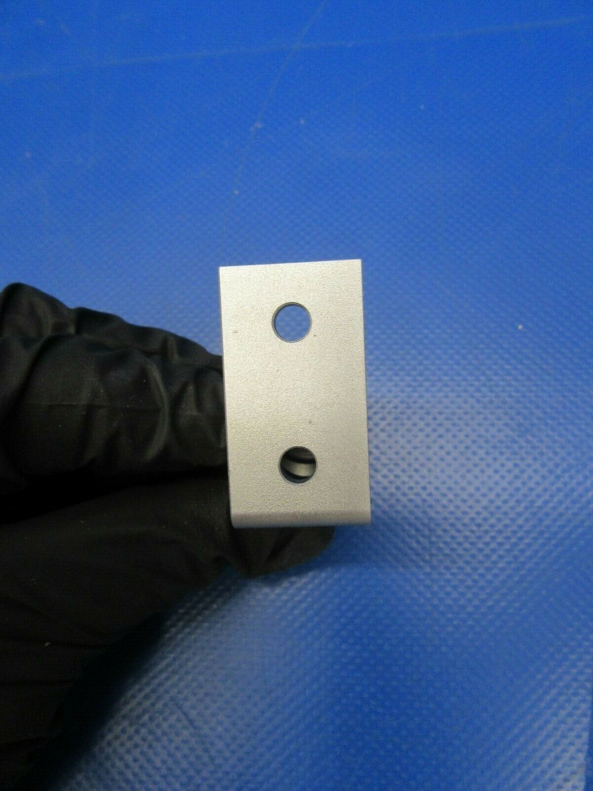 Diamond DA40-180 Hinge Flap / Aileron DA4-5710-00-52 (0319-72)
