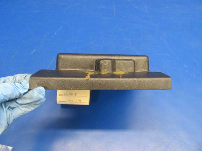 Beech Escutcheon Oxygen Outlet & Gauge P/N 58-560001-55 & 99-384042 (1018-291)