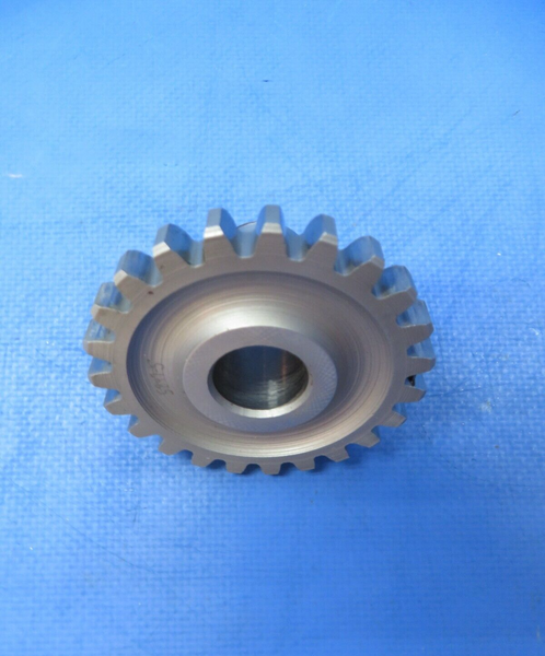 Continental E-225-8 Drive Idler Gear & Shaft P/N 352014, 35999 (0823-405)