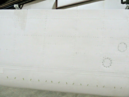 1974 Beech Baron E-55 Wing RH 96-110005-704 (1119-01)