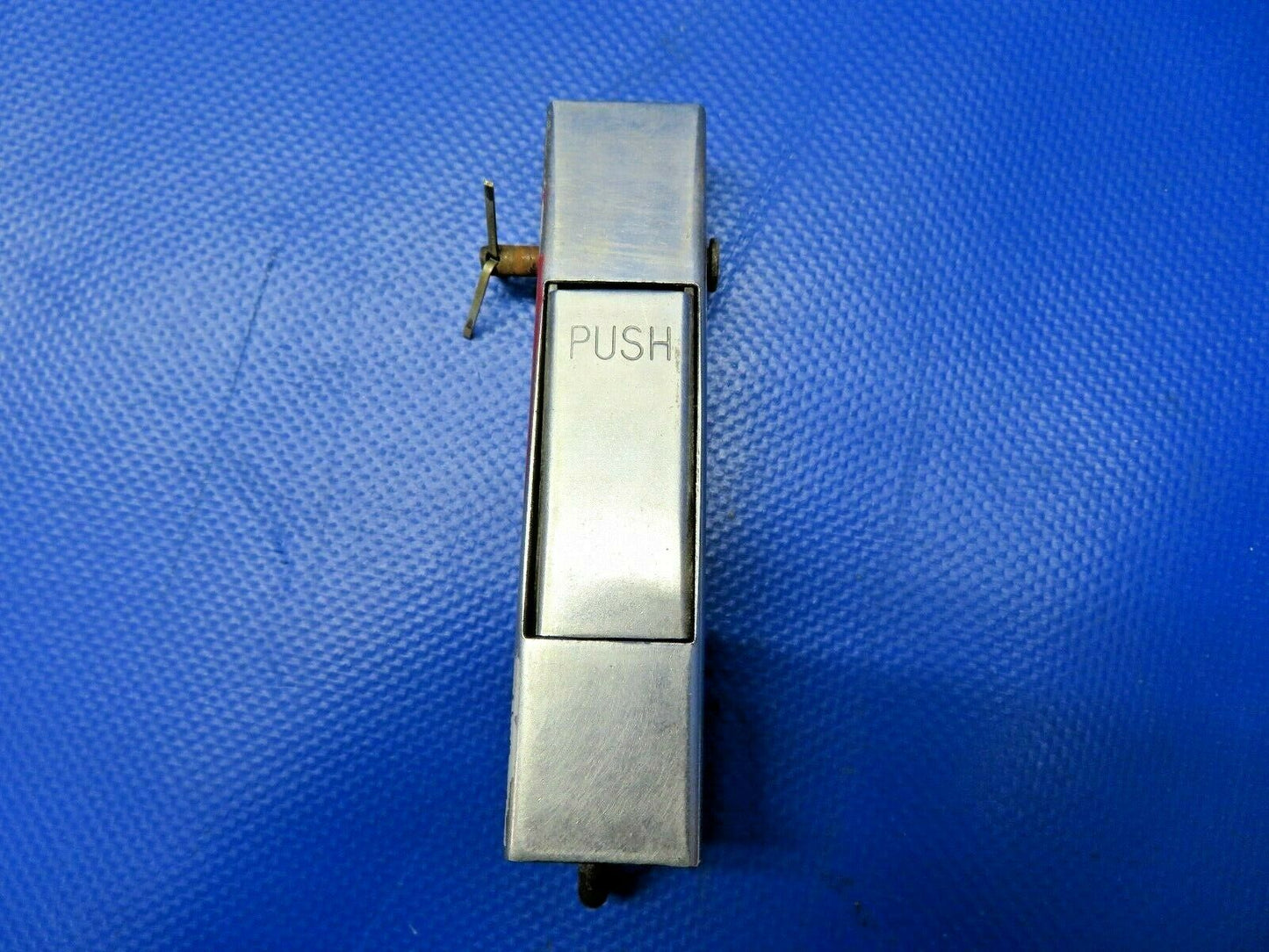 Beech 58 Baron Hartwell Latch Nose Baggage Door FWD P/N H869-5 (0521-92)