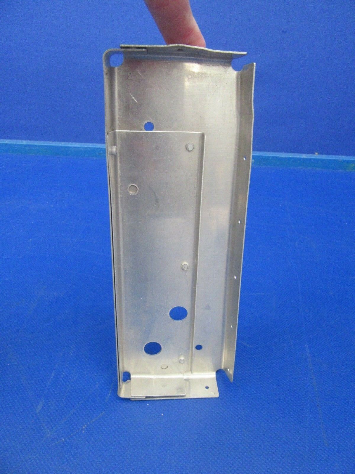 Cessna 182 Bulkhead P/N 0713603-1 NOS (0918-226)