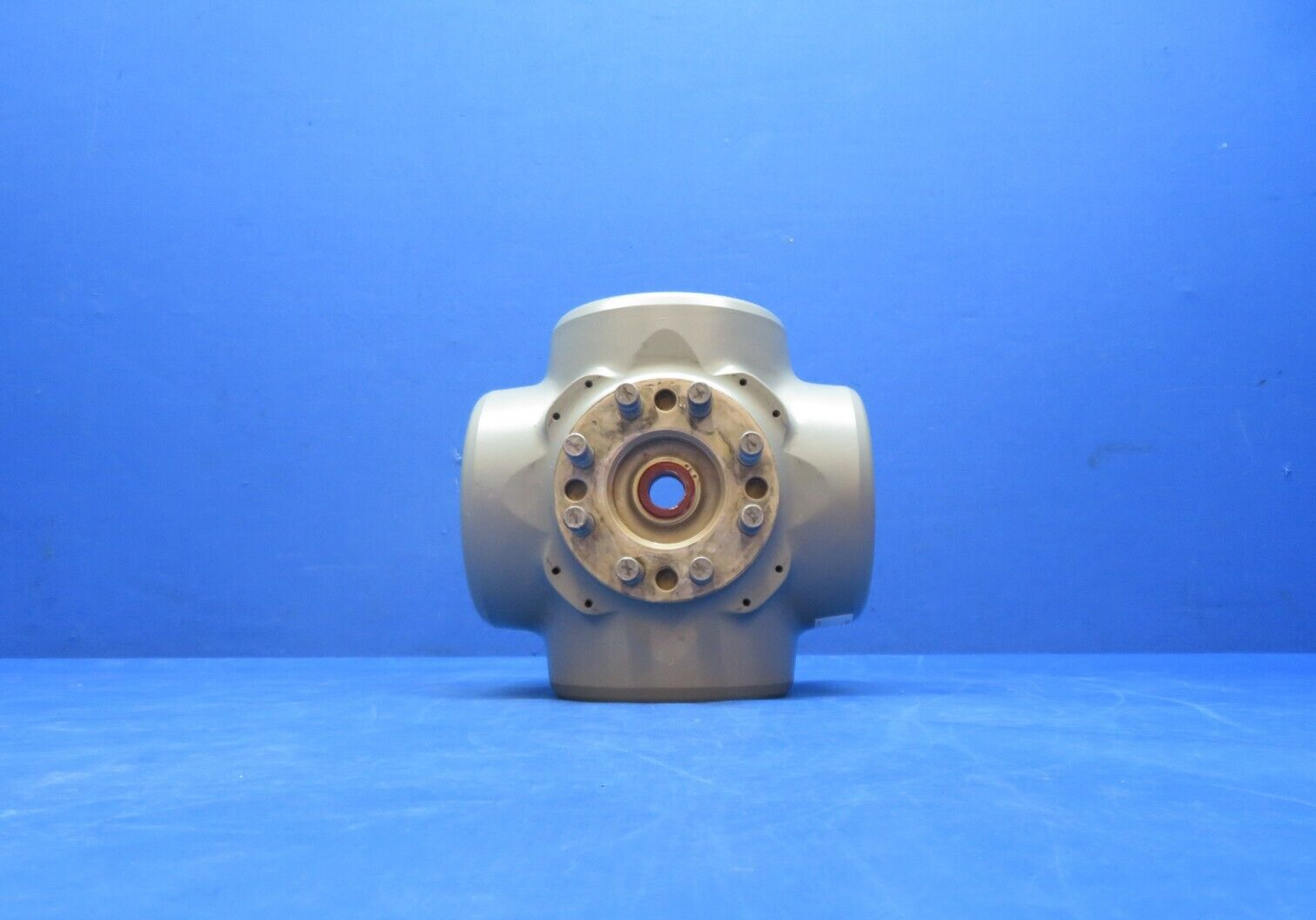 McCauley 4 Blade Aviation / Airplane Prop Hub Man Cave / Decoration  (0823-547)