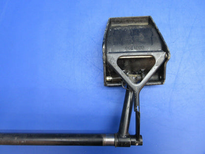 Cessna 310 / 310Q RH Rudder Pedal Torque Tube w/ Pedal P/N 0813018-16 (0823-732)