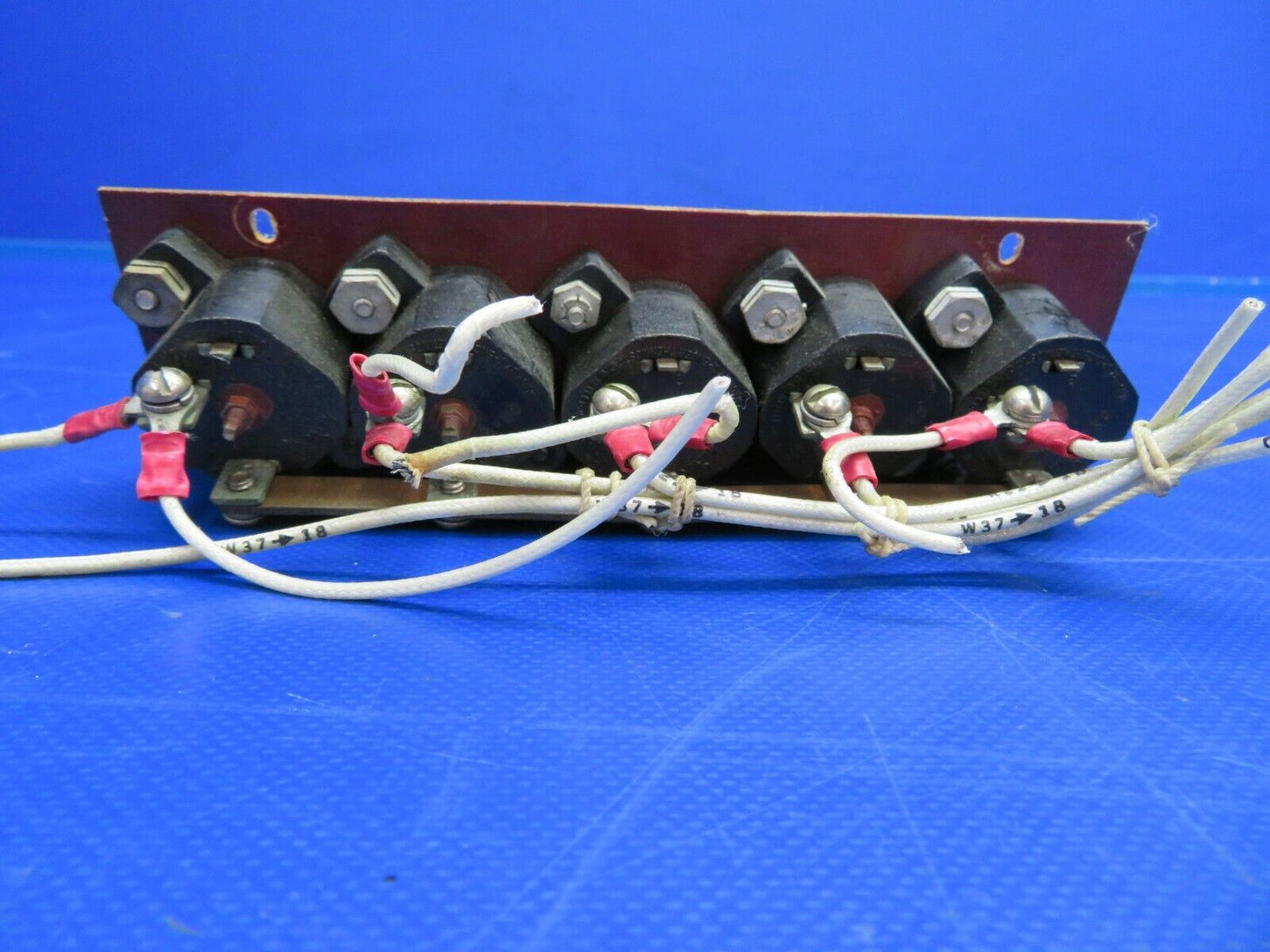 Beech Bonanza G35 Kilxon Circuit Breaker CA-5, CA-10, CA-40 LOT OF 8 (0620-489)