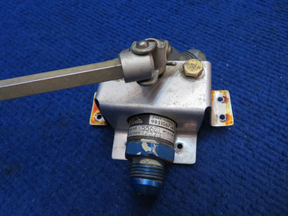 Cessna 172 Fuel Selector Valve P/N 9851067-4 CORE (0622-51)