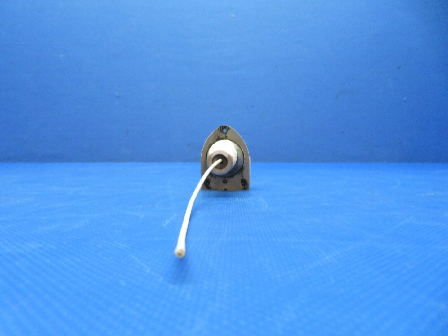Cessna 401 / 401A Nav Light Assy LH & RH P/N 0823200-1 TESTED (0124-210)