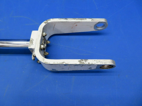 Rockwell Commander 112A Nose Gear Assy P/N 45002 (1020-460)