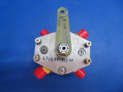 Piper Aerostar 602P Hydraulic Valve Assy P/N 980012-01, 11866-1 (0123-501)