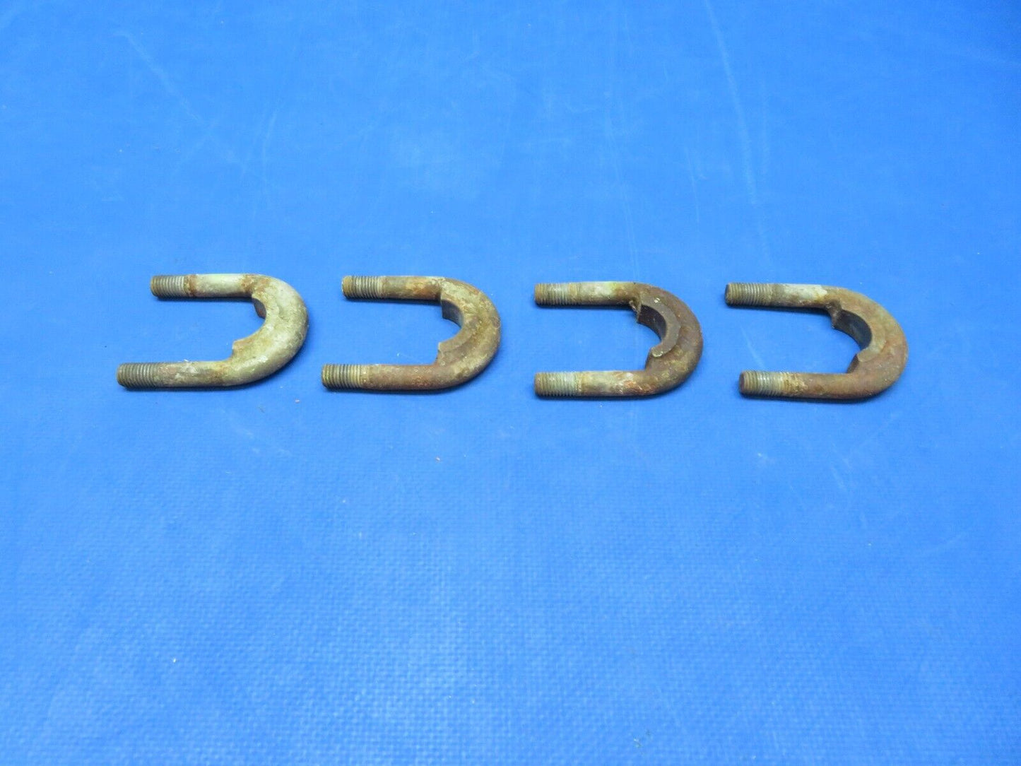 Cessna 310 / 310F Clamp A Main Gear P/N 0841000-6 LOT OF 4 (1123-347)