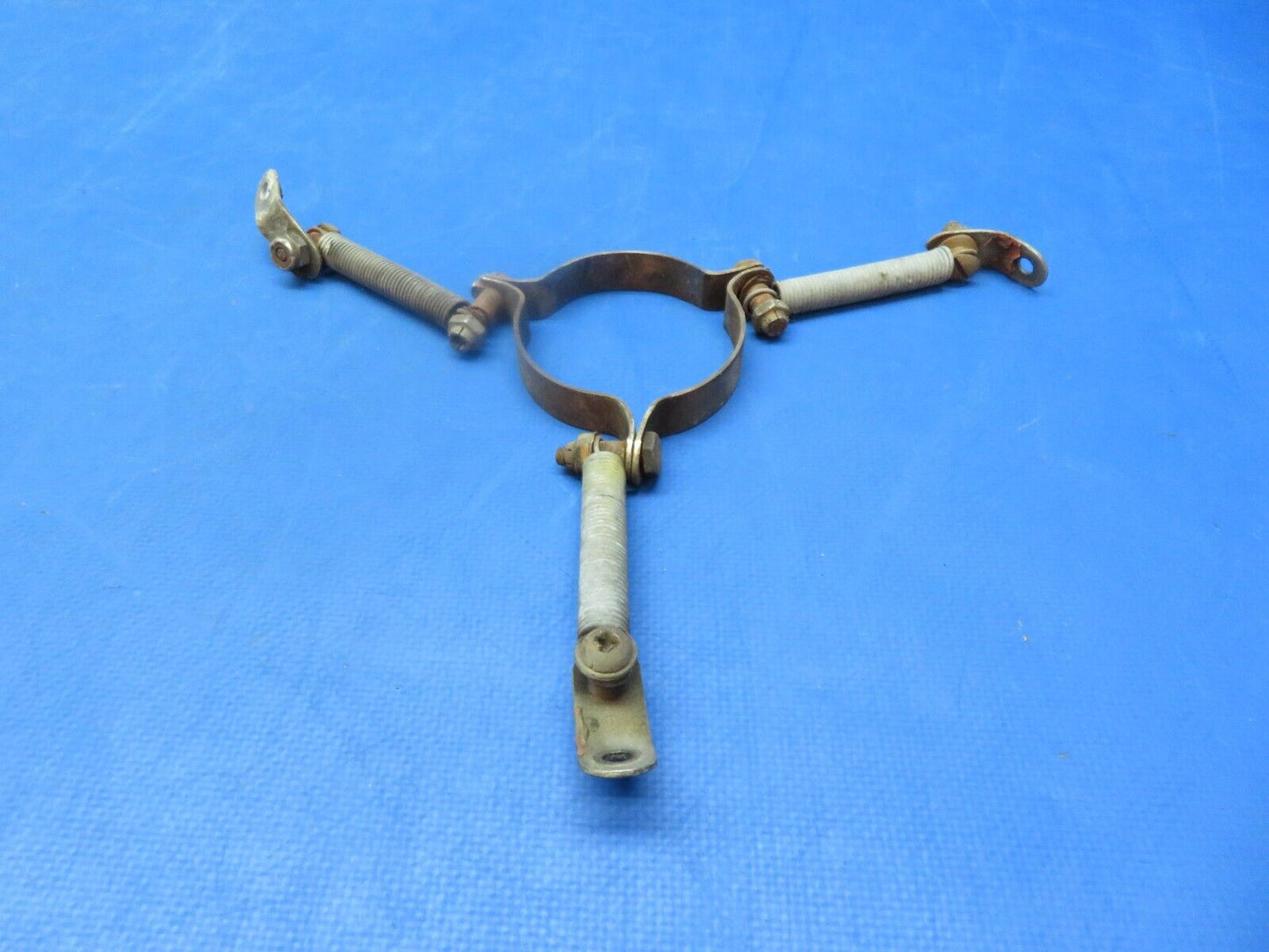 Early Cessna 310B Exhaust Stack Centering Clamp 0852000-28 (1223-149)
