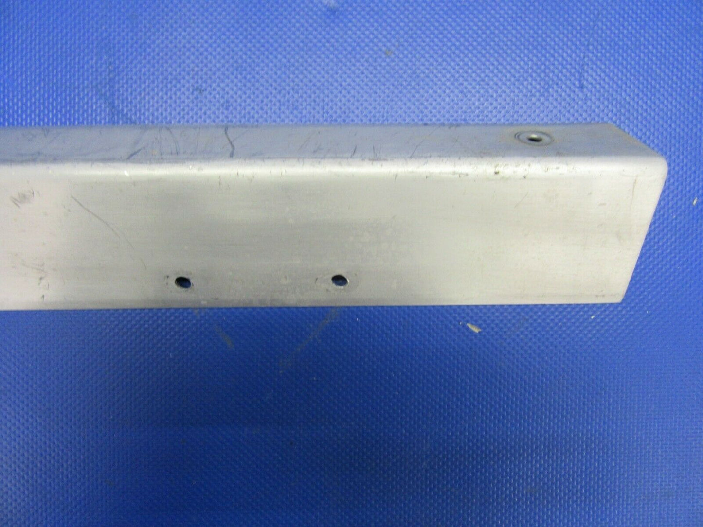 Beech Baron 58 Compartment Angle AFT P/N 58-530137-29 (0521-501)