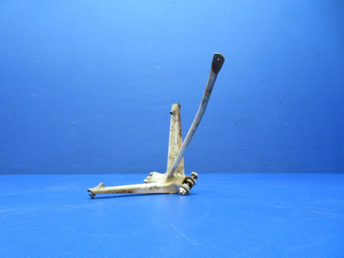 Piper PA-24-180 Stabilator Tab Control Bellcrank P/N 20836-00 (1223-267)