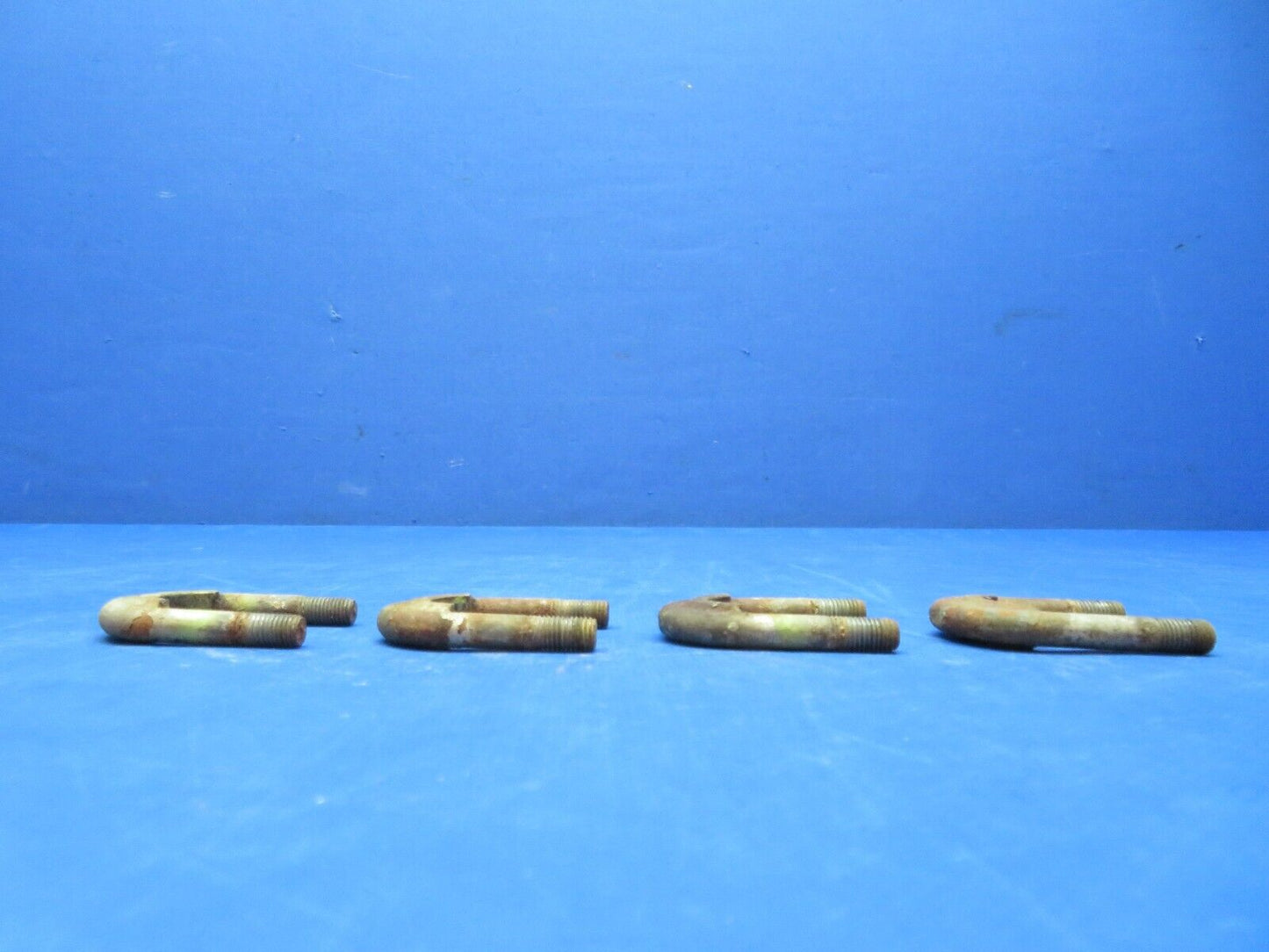 Cessna 310 / 310F Clamp A Main Gear P/N 0841000-6 LOT OF 4 (1123-347)