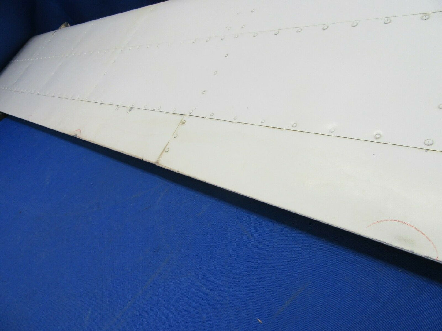 Cessna 210L RH Flap Assembly P/N 1221007-12, 1221007-24 (0920-228)