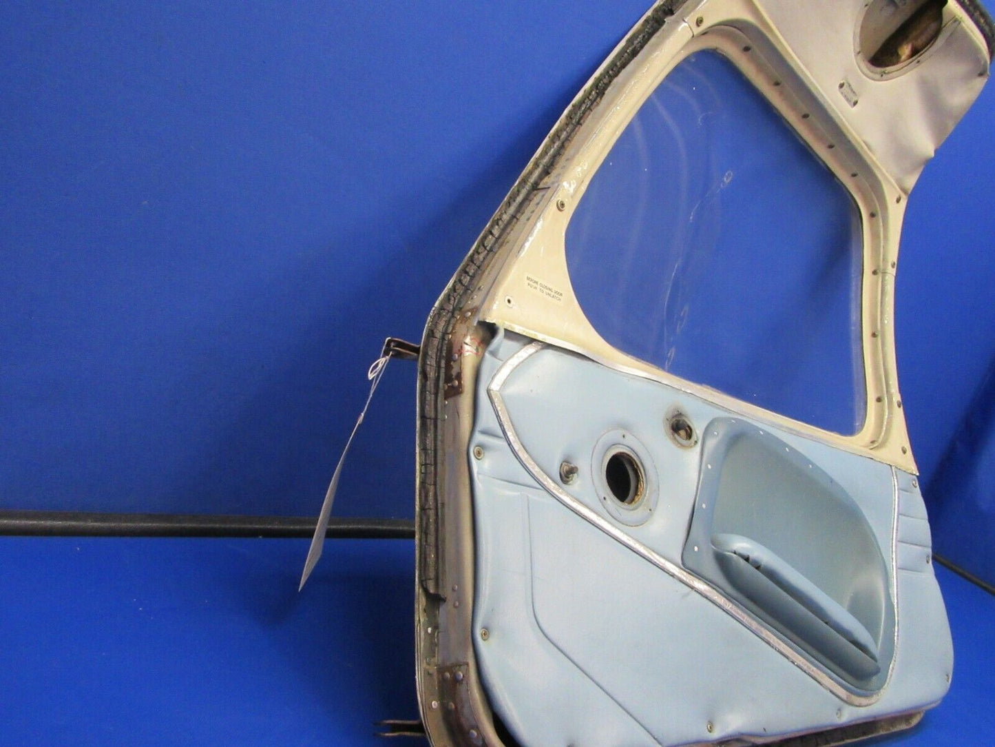 Piper PA-28-235 Cabin Door Tint Clear NO KEY REPAIRED 79545-002 (0521-368)