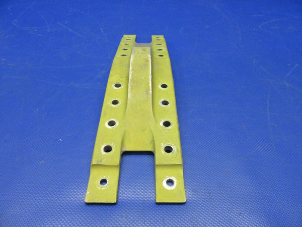 Beech A23A Musketeer Fitting Lower Splice Plate P/N 169-110017-1 (0621-552)