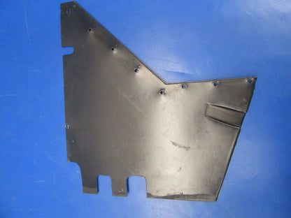Beech Baron 95-B55 Panels LH & RH Pedestal 58-530210-17, 58-530210-19 (1018-378)