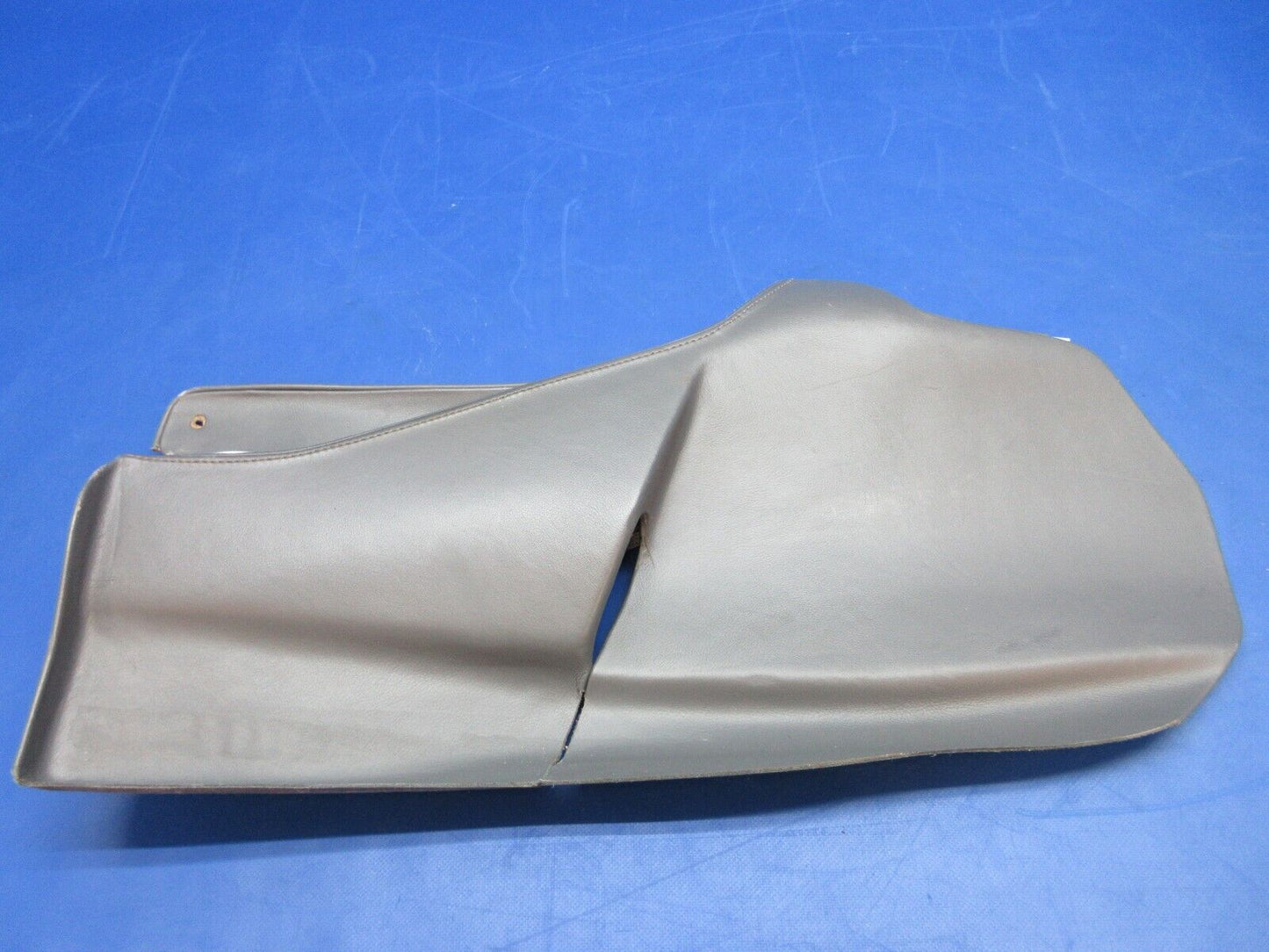 Diamond DA-42 Storage Pocket Assy Front LH P/N D60-2510-93-00_1 (0623-123)