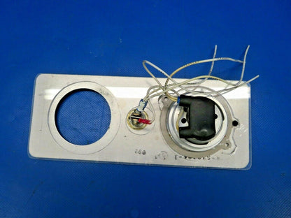 Beech Baron E-55 Face Plate Light Assy Wemac 58-530104-1, 2562 (0120-81)