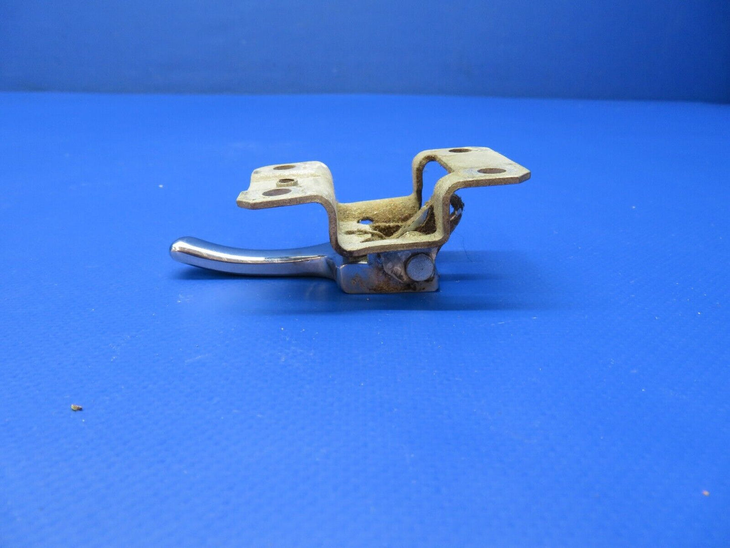 Piper Door Handle P/N 464-046 (0922-344)