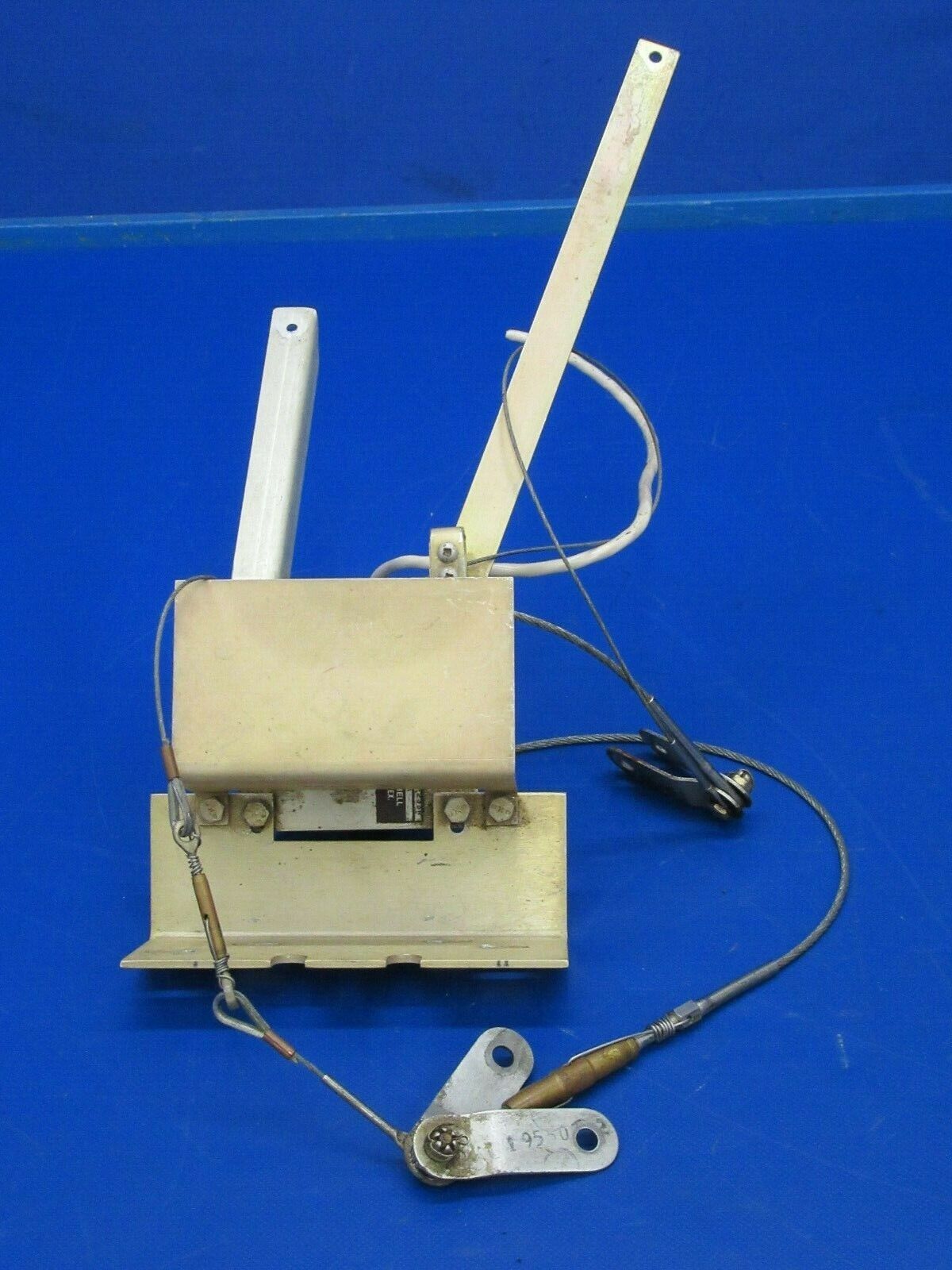 Bellanca 17-30A Super Viking EDO-AIRE Trim Servo 1C363-1-233R (0919-45)