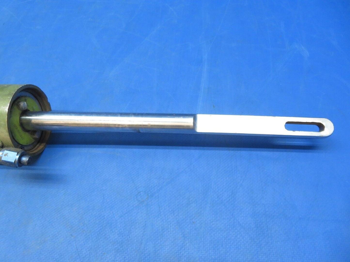 Wheel Ski C2200-C3000 Cylinder Hydraulic Actuator P/N 10D2974-1 (1023-496)