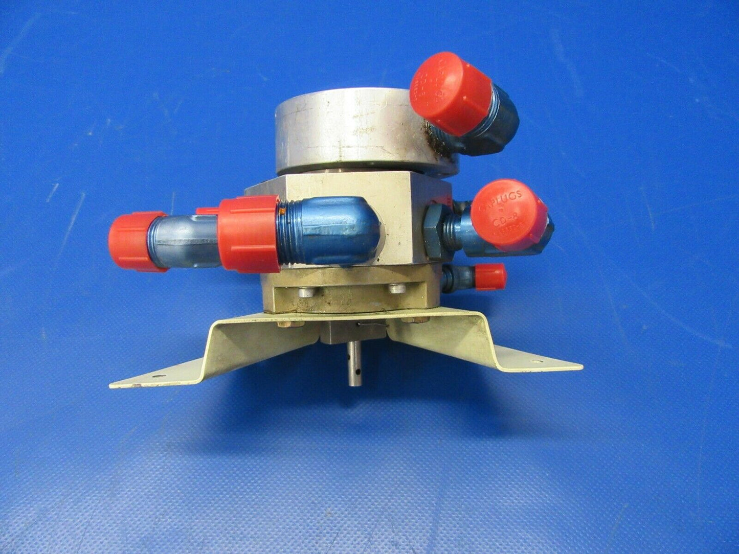 Bellanca 17-30A Super Viking Fuel Valve P/N HE825-1 (0819-199)