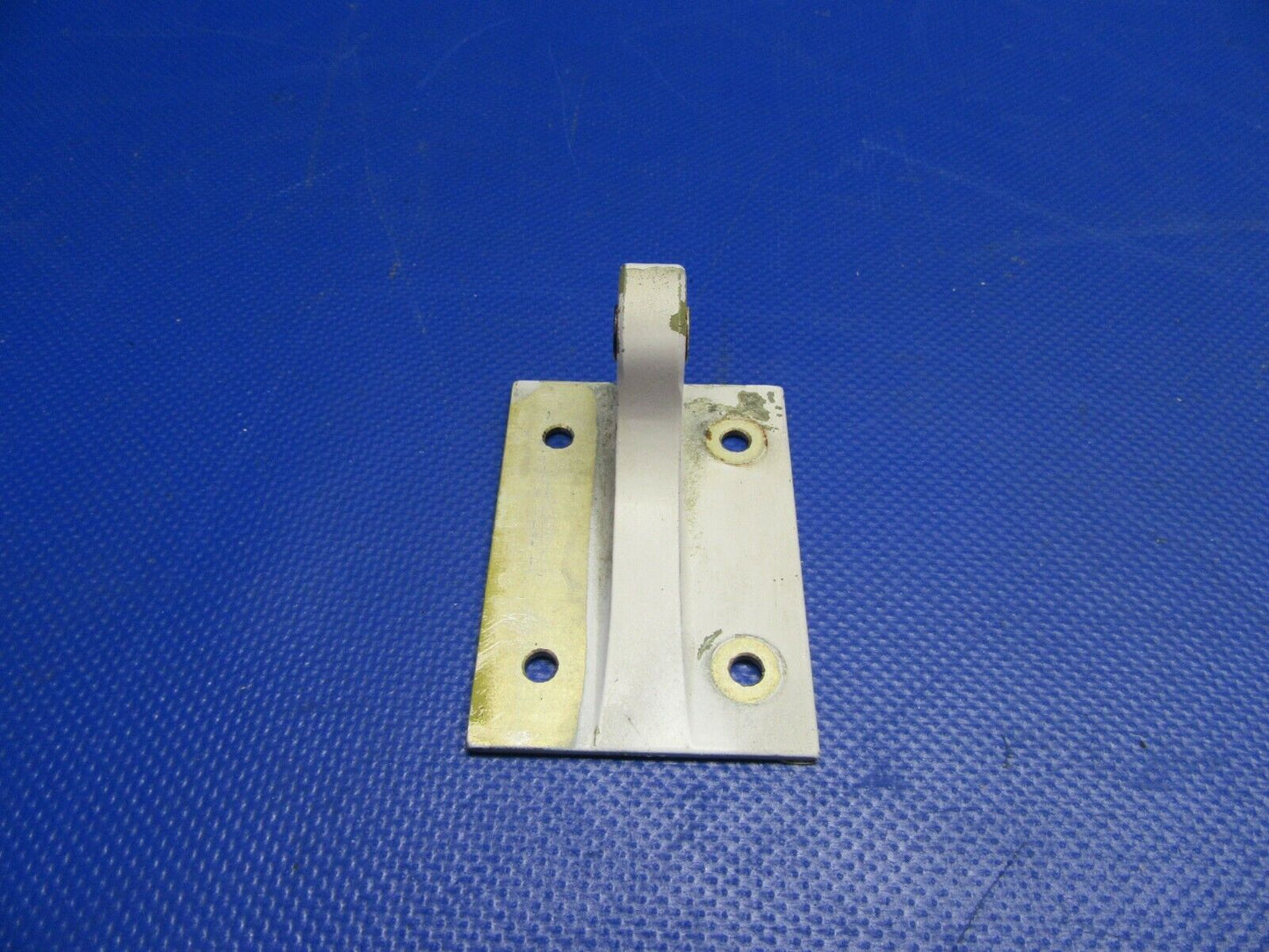 Mooney M20 / M20G Hinge LH / RH P/N 210107-001 (0921-352)