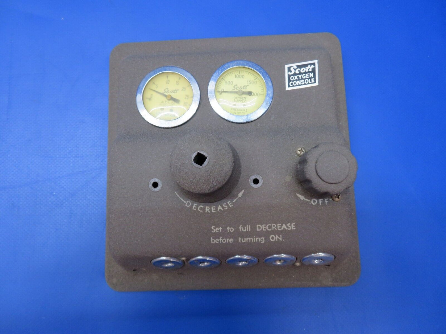 Cessna 310 Scott 8800 Oxygen Console Incomplete (1122-415)