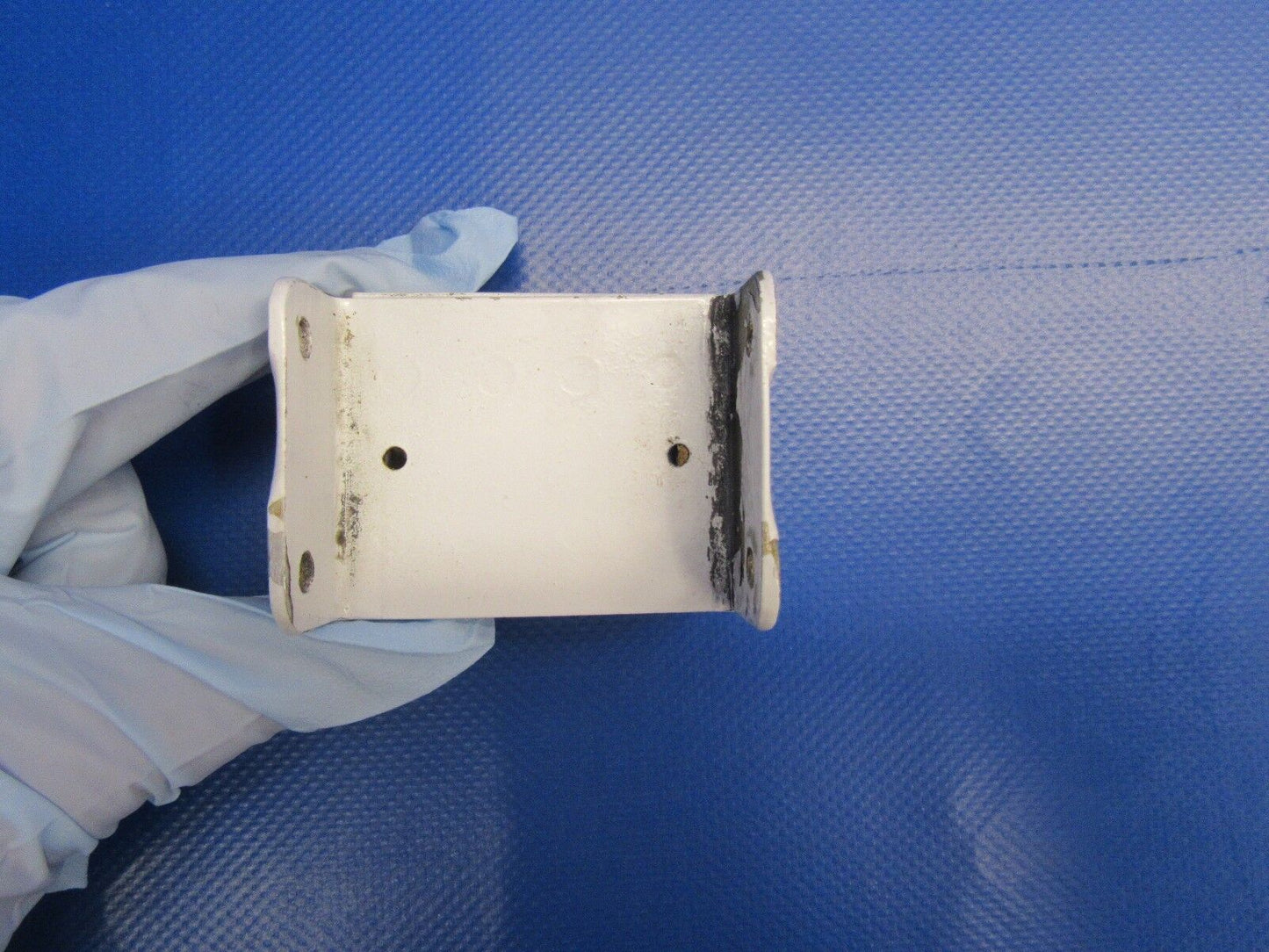 Beech Baron Aileron Hinge OTBD P/N 35-135025-32 (1217-40)