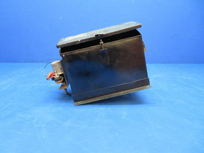Piper PA-28R-180 Battery Box Assy w/ Lid & Relay 12v P/N 63888-00 (1123-403)