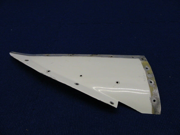 Beech Baron 95-B55 Nacelle Top Skin RH INBD P/N 96-980001-26 (1121-495)