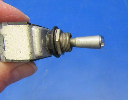 Beech Baron Toggle Switch 35-380053-11, 8906K1292 (1118-42)
